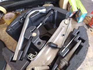 bontott AUDI A6 C5 Szerszámkészlet