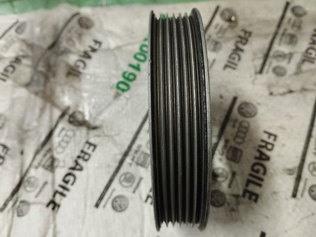 bontott AUDI A6 C5 Szervó Szivattyú Szíjtárcsa