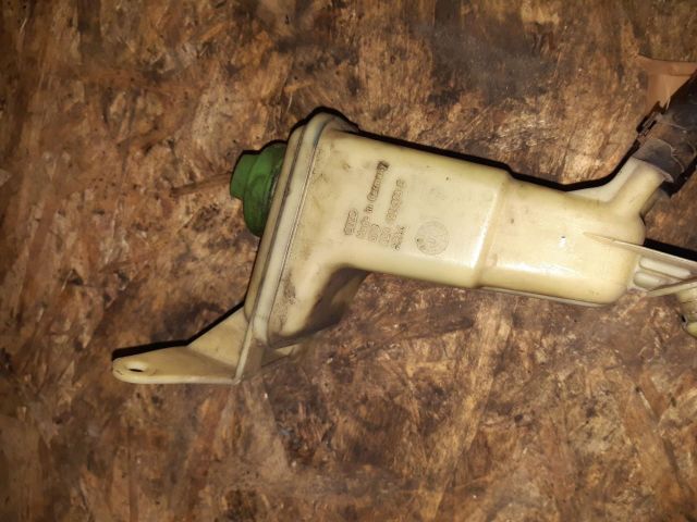 bontott AUDI A6 C5 Szervóolaj Tartály