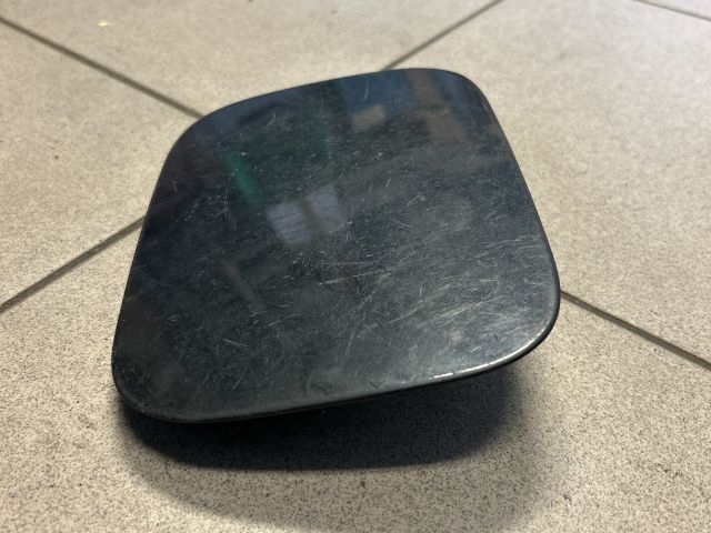 bontott AUDI A6 C5 Tankajtó