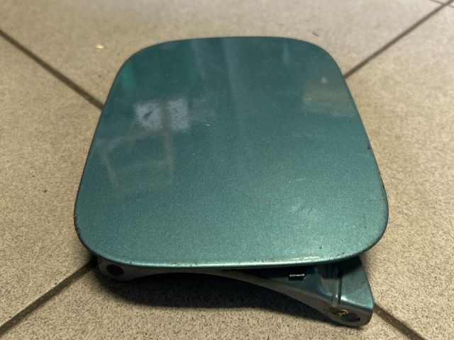 bontott AUDI A6 C5 Tankajtó