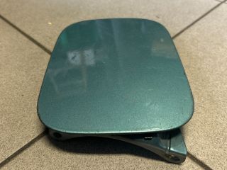 bontott AUDI A6 C5 Tankajtó