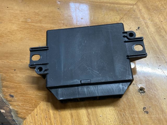 bontott AUDI A6 C5 Tolatóradar Elektronika