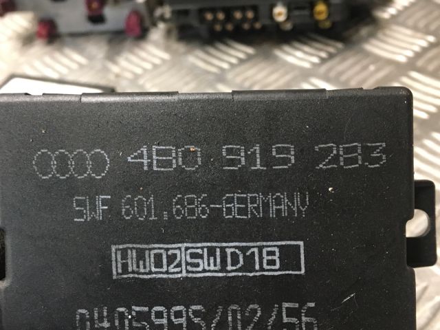 bontott AUDI A6 C5 Tolatóradar Elektronika