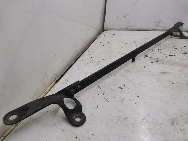 bontott AUDI A6 C5 Toronymerevítő