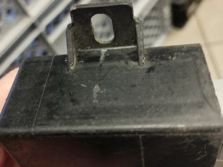 bontott AUDI A6 C5 Tükör Állító Elektronika