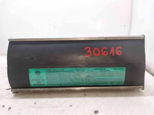 bontott AUDI A6 C5 Utasoldali Légzsák