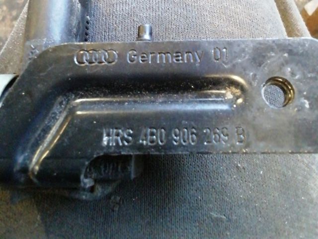 bontott AUDI A6 C5 Vákum Szelep