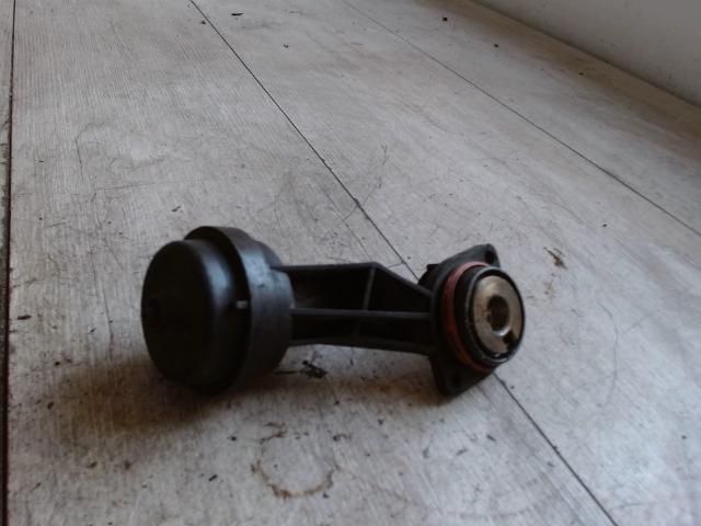 bontott AUDI A6 C5 Vákum Szelep