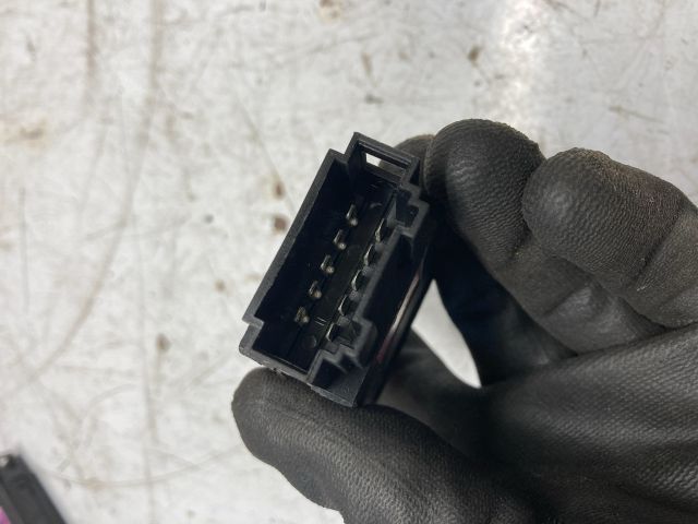 bontott AUDI A6 C5 Vészvillogó Kapcsoló