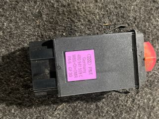 bontott AUDI A6 C5 Vészvillogó Kapcsoló