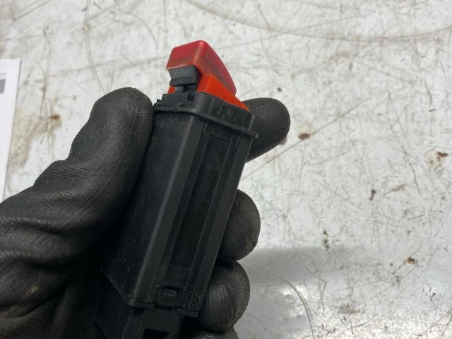 bontott AUDI A6 C5 Vészvillogó Kapcsoló