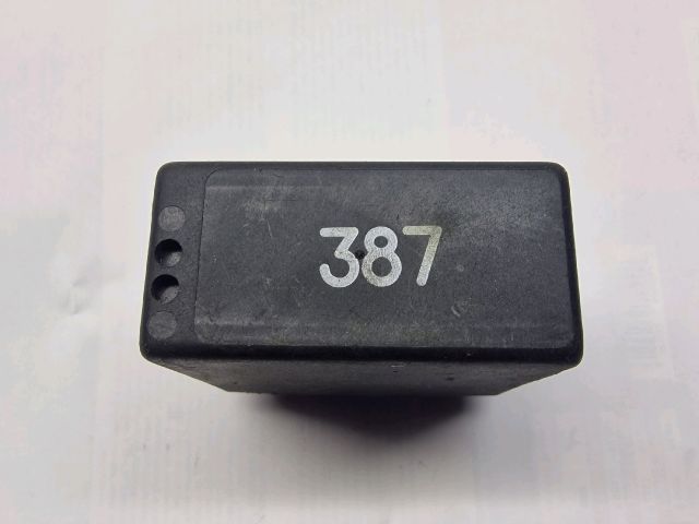 bontott AUDI A6 C5 Világítás Relé