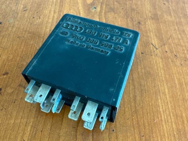 bontott AUDI A6 C5 Világítás Relé