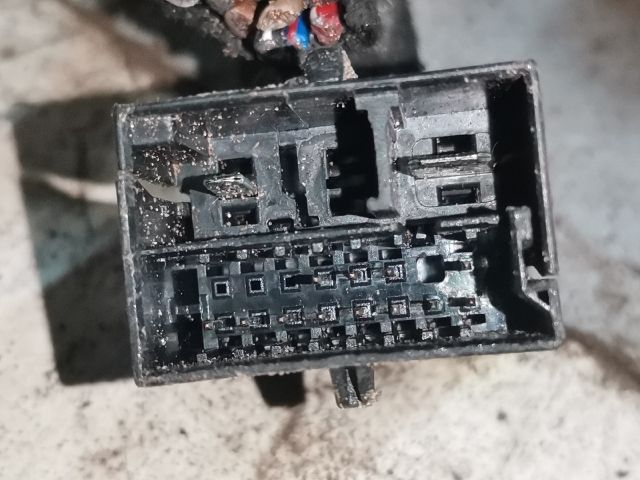 bontott AUDI A6 C5 Vonóhorog