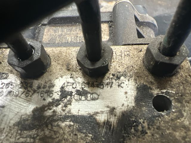 bontott AUDI A6 C6 ABS Kocka