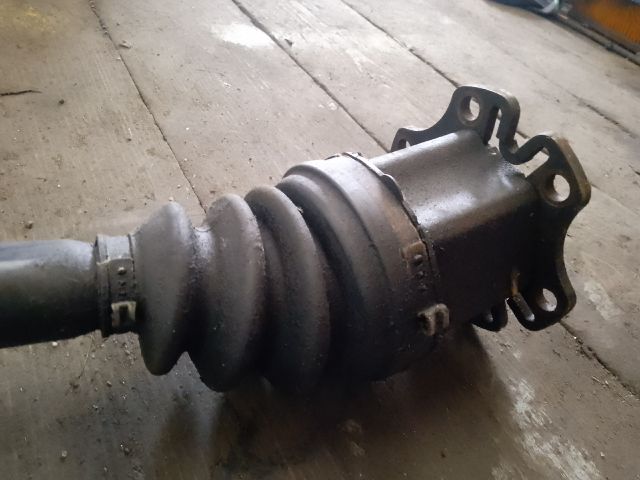 bontott AUDI A6 C6 Bal Féltengely