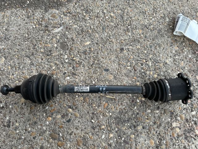 bontott AUDI A6 C6 Bal Féltengely