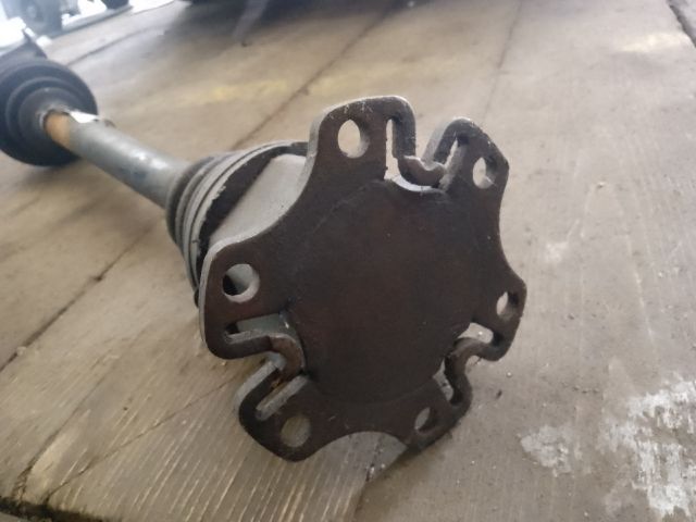 bontott AUDI A6 C6 Bal Féltengely