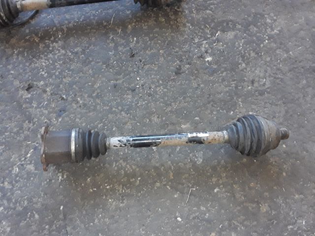 bontott AUDI A6 C6 Bal Féltengely