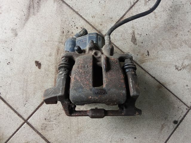 bontott AUDI A6 C6 Bal hátsó Féknyereg Munkahengerrel