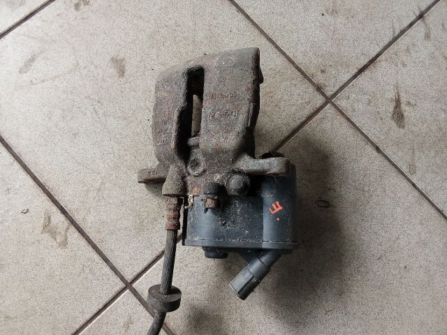 bontott AUDI A6 C6 Bal hátsó Féknyereg Munkahengerrel