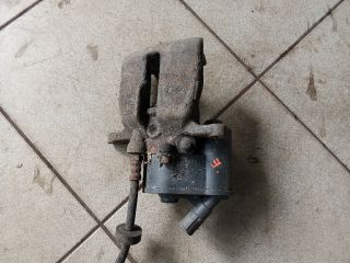 bontott AUDI A6 C6 Bal hátsó Féknyereg Munkahengerrel