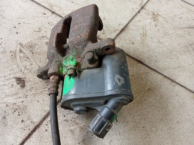 bontott AUDI A6 C6 Bal hátsó Féknyereg Munkahengerrel