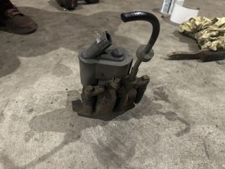 bontott AUDI A6 C6 Bal hátsó Féknyereg Munkahengerrel