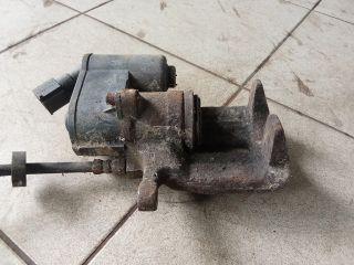 bontott AUDI A6 C6 Bal hátsó Féknyereg Munkahengerrel