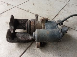 bontott AUDI A6 C6 Bal hátsó Féknyereg Munkahengerrel