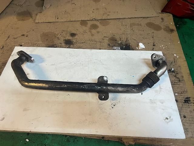 bontott AUDI A6 C6 EGR Hűtő Cső