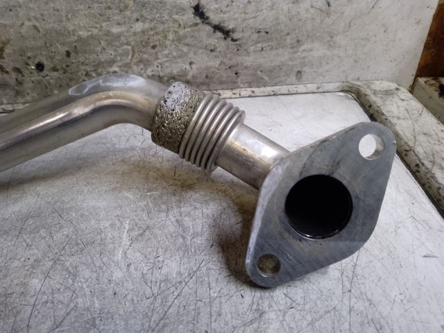 bontott AUDI A6 C6 EGR Hűtő Cső