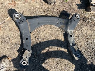 bontott AUDI A6 C6 Első Bölcső