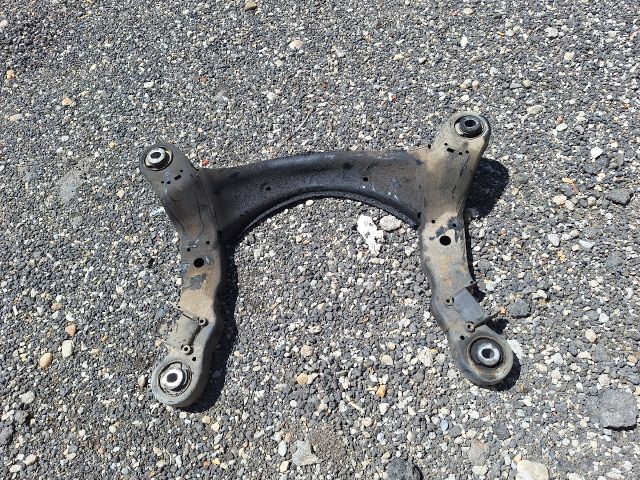 bontott AUDI A6 C6 Első Bölcső