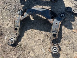 bontott AUDI A6 C6 Első Bölcső