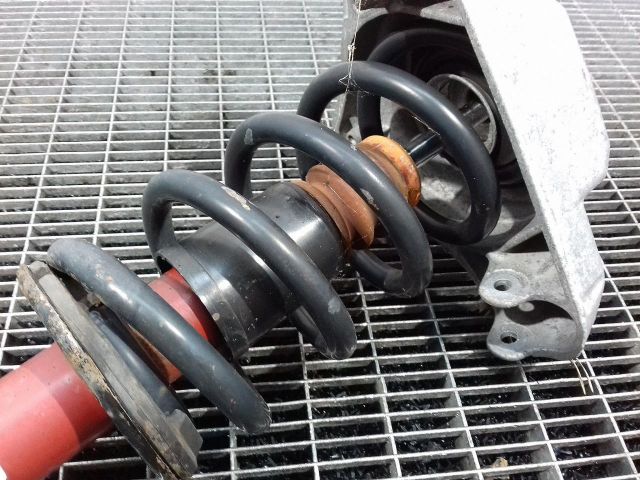 bontott AUDI A6 C6 Első Rugó