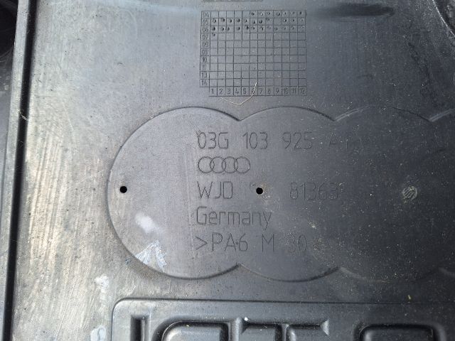 bontott AUDI A6 C6 Felső Motorburkolat