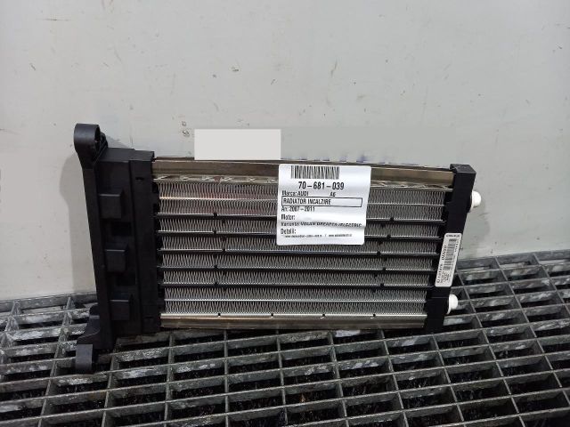 bontott AUDI A6 C6 Fűtőradiátor