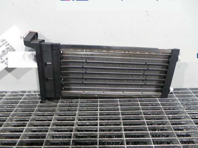 bontott AUDI A6 C6 Fűtőradiátor