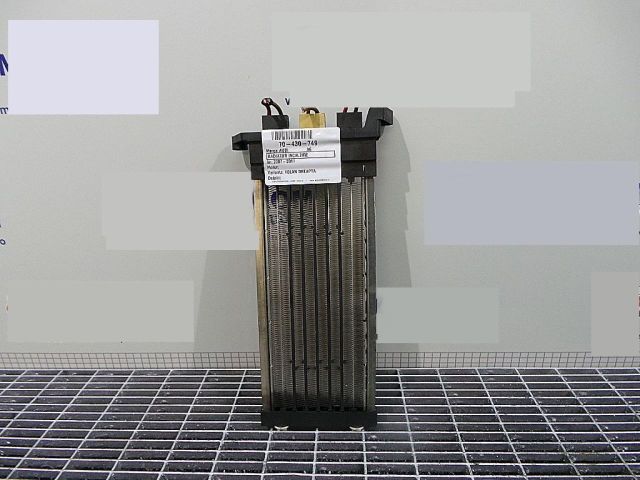 bontott AUDI A6 C6 Fűtőradiátor