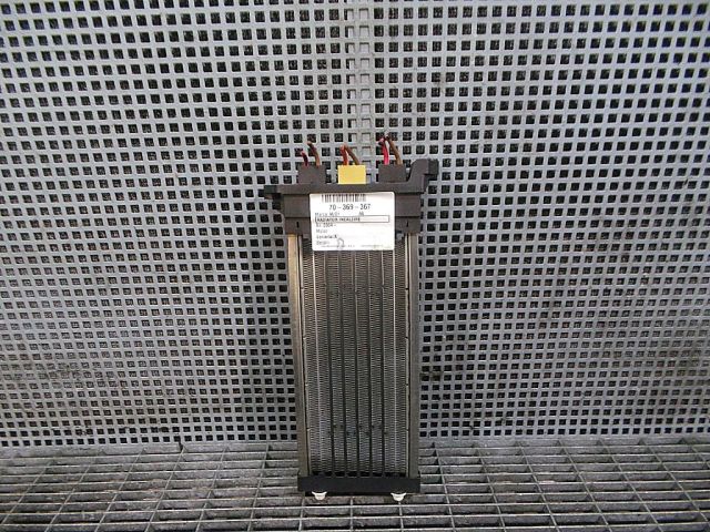 bontott AUDI A6 C6 Fűtőradiátor