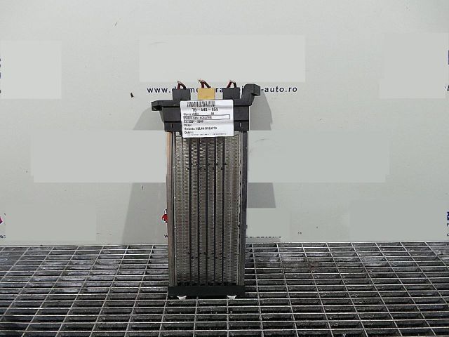 bontott AUDI A6 C6 Fűtőradiátor