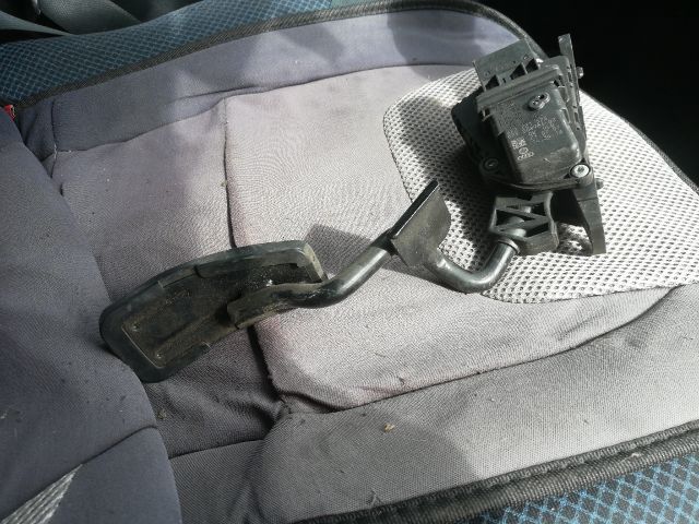 bontott AUDI A6 C6 Gázpedál (Elektromos)