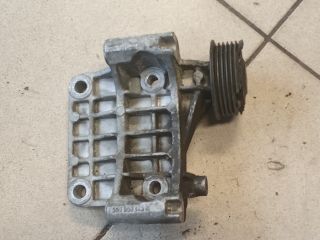 bontott AUDI A6 C6 Generátor Tartó Bak