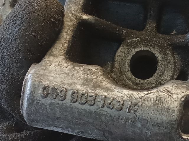 bontott AUDI A6 C6 Generátor Tartó Bak