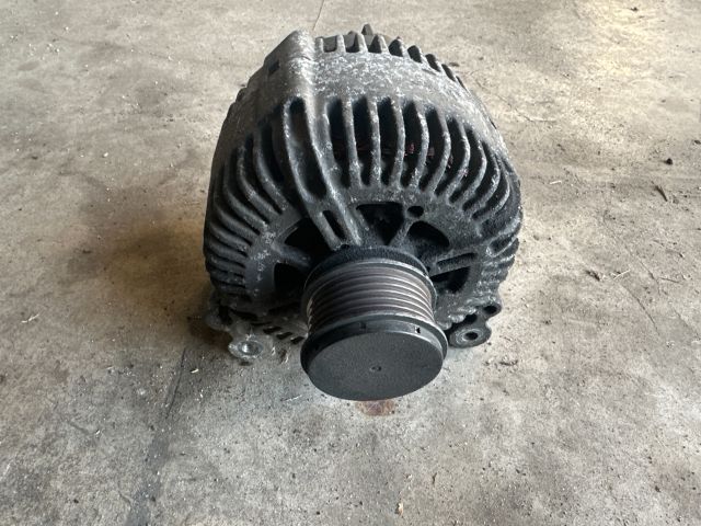 bontott AUDI A6 C6 Generátor