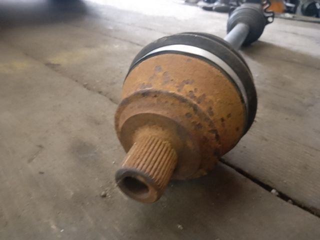 bontott AUDI A6 C6 Jobb Féltengely