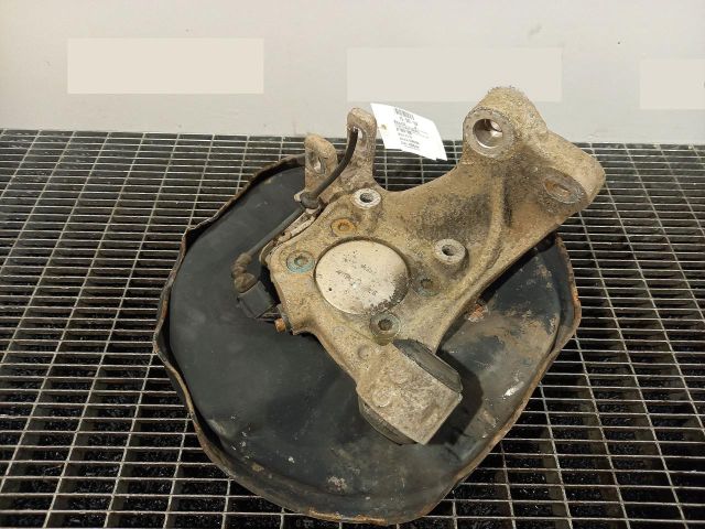 bontott AUDI A6 C6 Jobb hátsó Csonkállvány