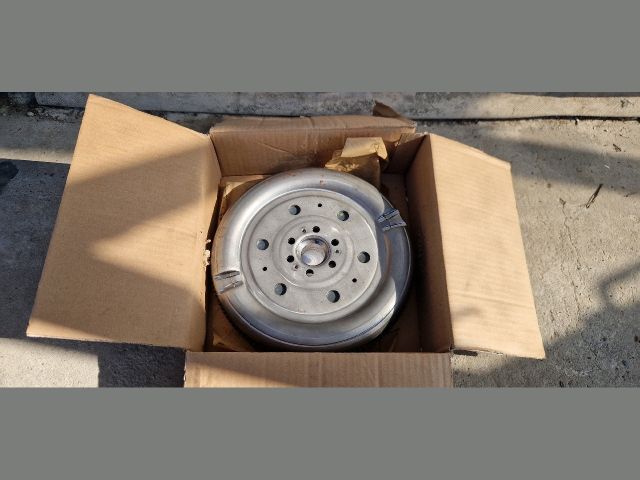 bontott AUDI A6 C6 Kettős tömegű Lendkerék